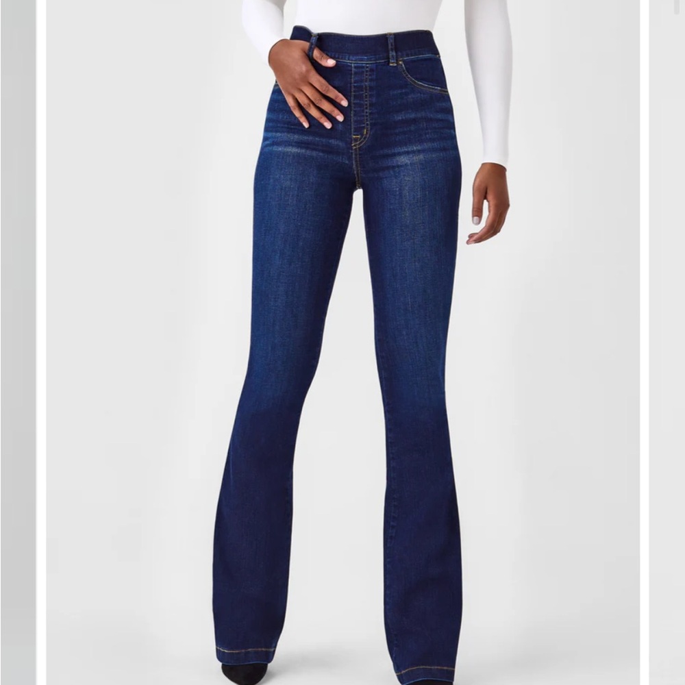 SPANX flare pull on jeans. Midnight shade